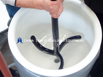 Agitador revestido de vidrio tipo turbina